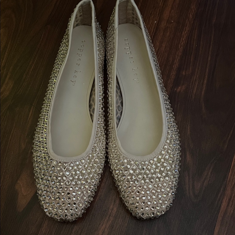 Copper Key Women's Sparkling Rhinestone Flats - Silver